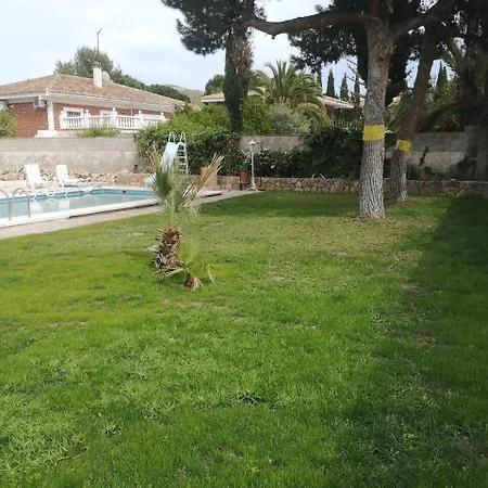 Yucas Rural House بيت للعطل